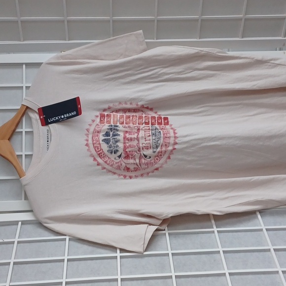 Lucky Brand Men's T-shirt - Picture 11 of 11